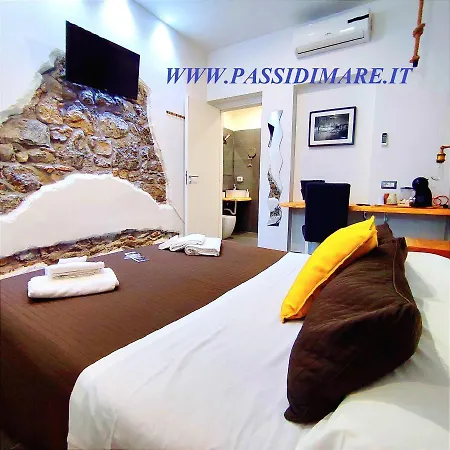 Passi di Mare Rooms-3